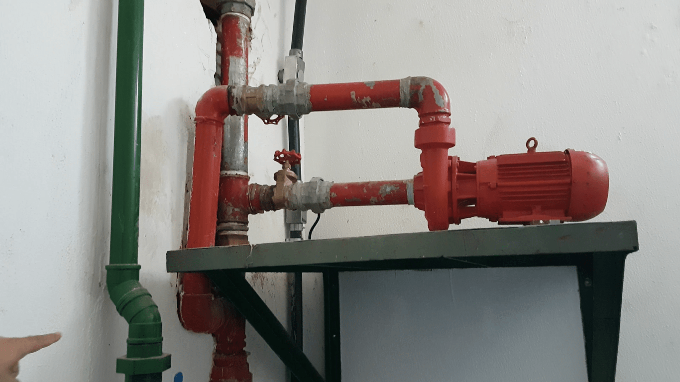 bombas para incêndios alimentam hidrantes e chuveiros automáticos