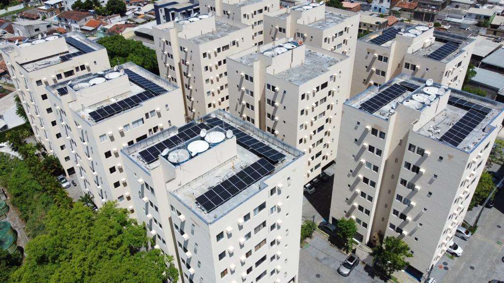 energia solar em prédio do Recife