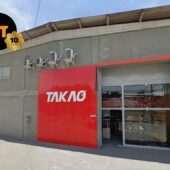 Especialista da GT Fire realizando gestão de segurança contra incêndio em edificação de alto padrão.