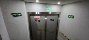 saídas de emergência sinalizadas para alvará para eventos no Corpo de Bombeiros.